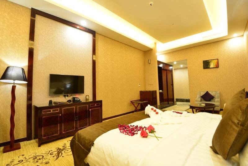 هوليداي الخليج - Al Khaleej 4*